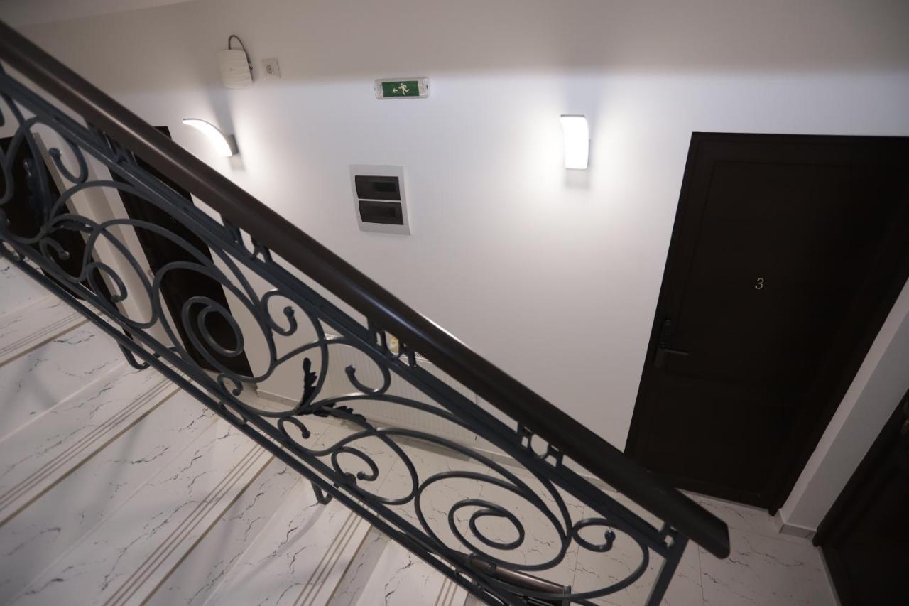 Central View Craiova Exterior photo