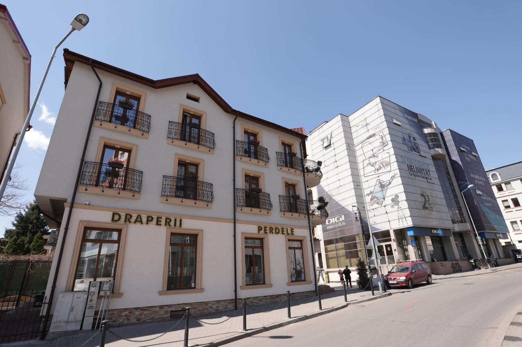 Central View Craiova Exterior photo